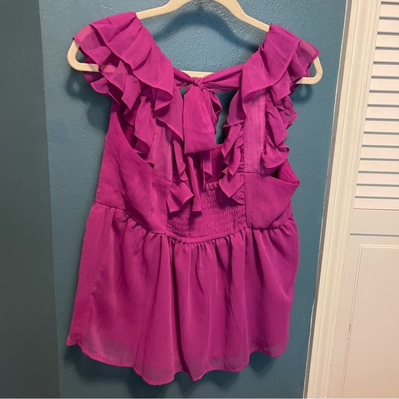Banana Republic Dark Magenta Ruffle Sleeveless blouse - Picture 3 of 5